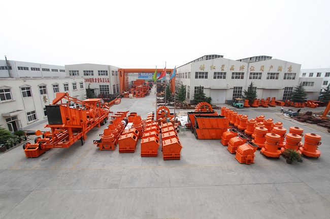 河南郑州红星单段破碎机生产厂区
